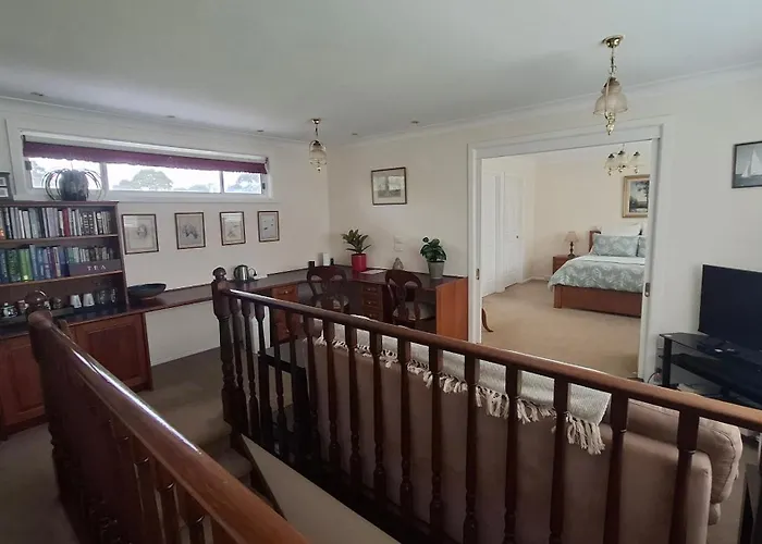 Blackburn Lake Bed And Breakfast